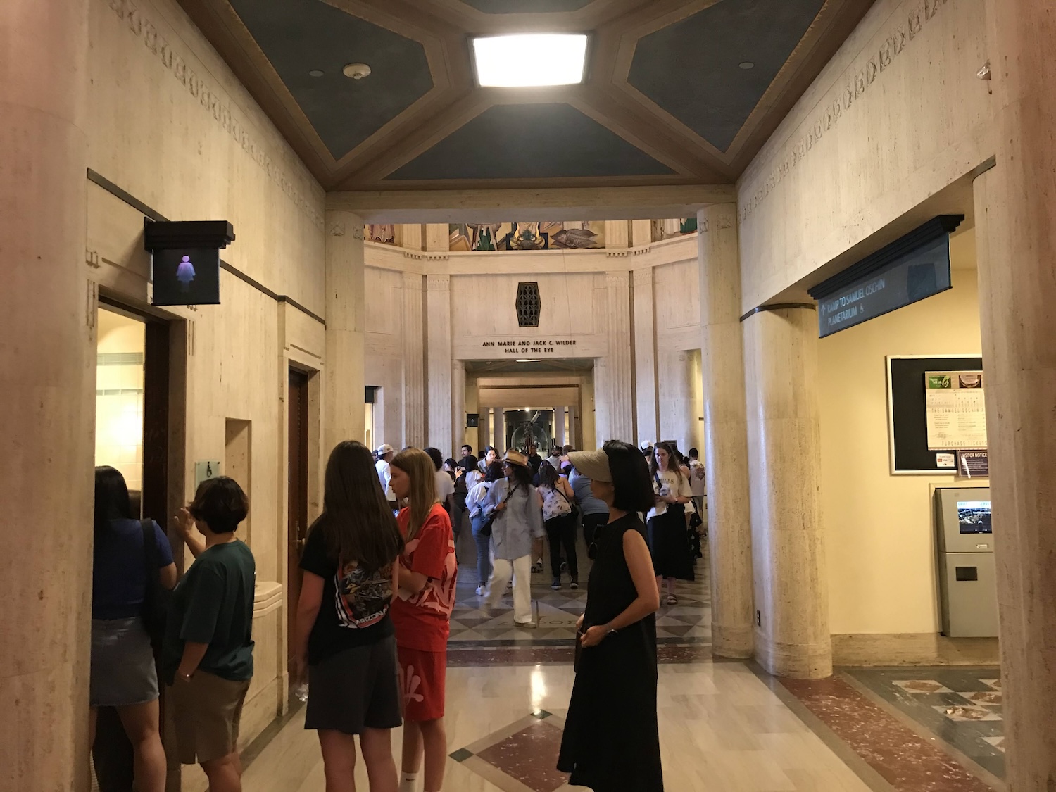 ロサンゼルスグリフィス天文台の夜景ツアー10