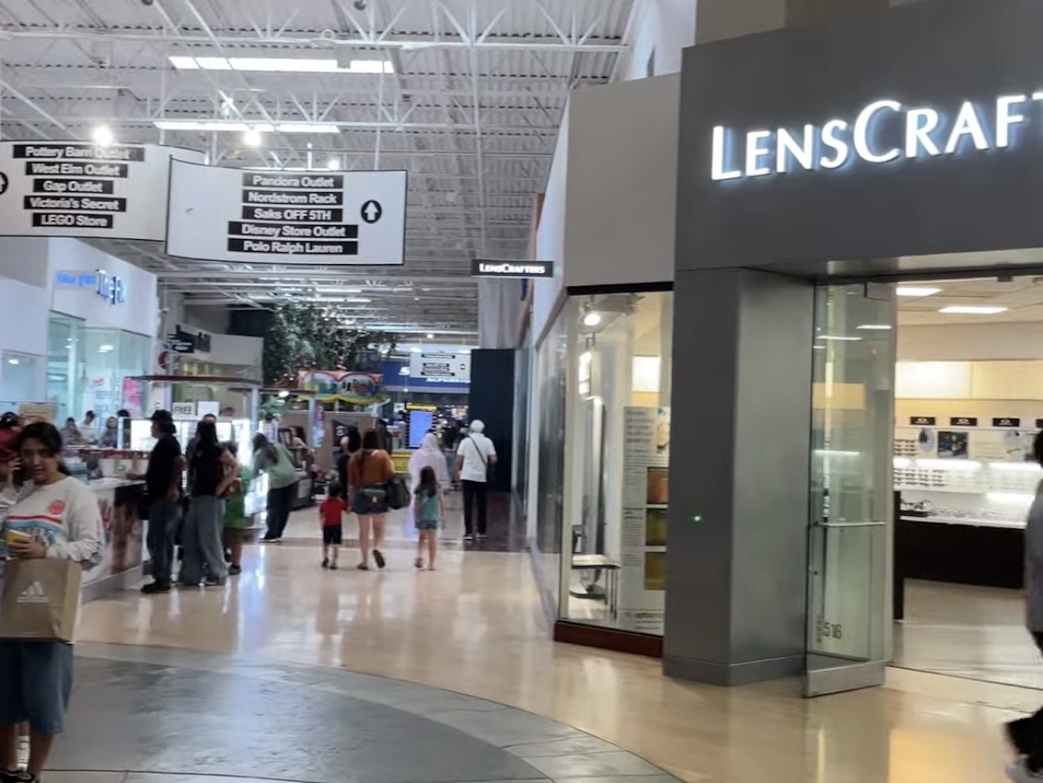 ロサンゼルスアウトレット巡りツアー08